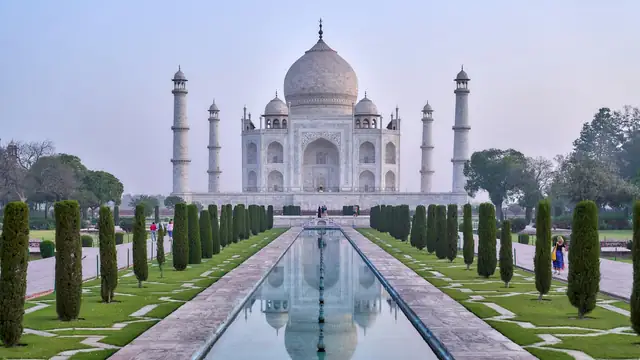 Taj Mahal reflected in a pool